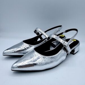 Steve Madden Silver Foil Metallic Distressed Slingback Block Heel Shoes NWOT